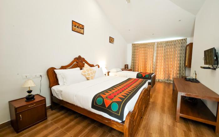 Ibex Resorts, Valparai (Mistly)