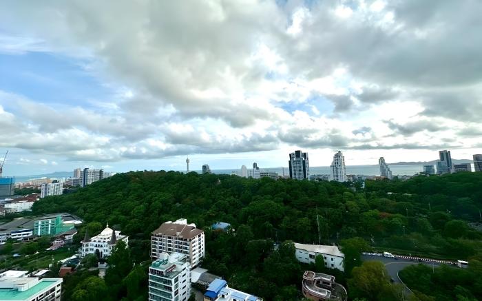 1 Bedroom Sea View Condo at Best Location 