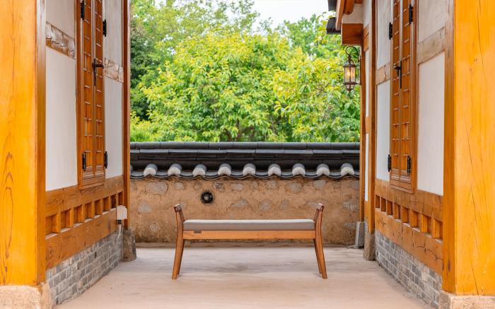 Gyeongju ipsaedalseumeunal