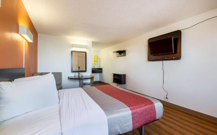 Hotel 465 By Regency