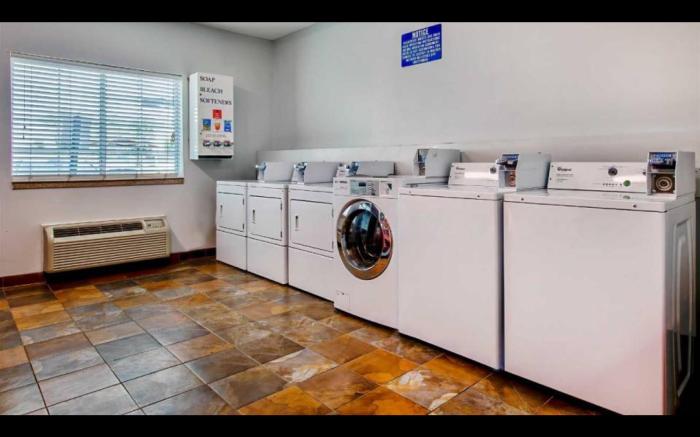 OYO Townhouse Sulphur, LA Extended Stay