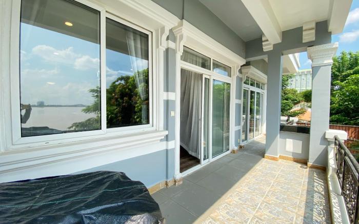 Darwin Villa on the Mekong River 02A