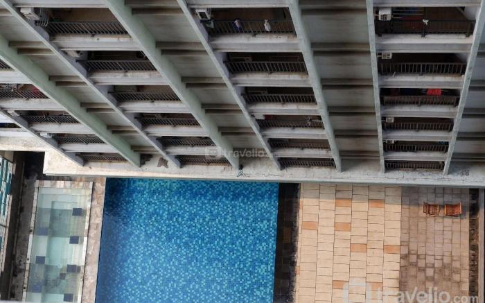 Pool View Studio Apartment Tamansari By Travelio