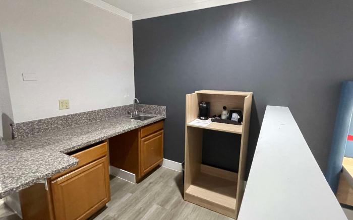 The Midtowner Hotel, SureStay Collection by Best Western