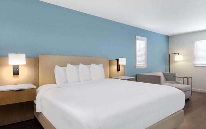 Hotel Manteo, Trademark Collection by Wyndham