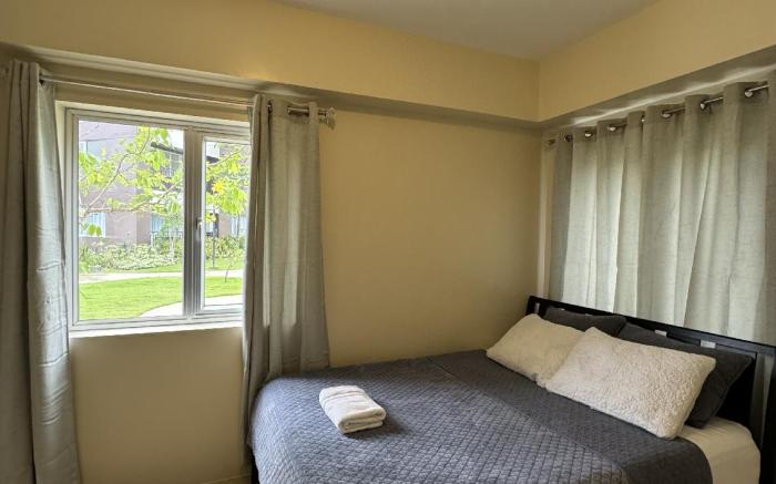 Amenity View-2bedrooms with Balcony