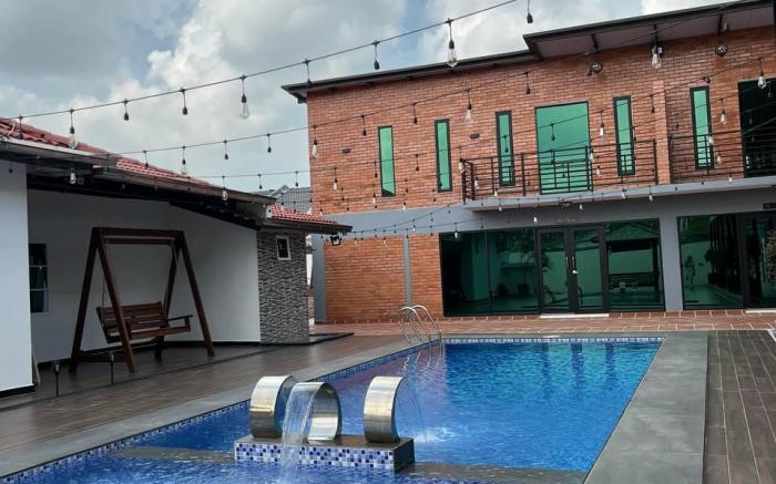 Astana Singgah Melaka Muslim Friendly Homestay