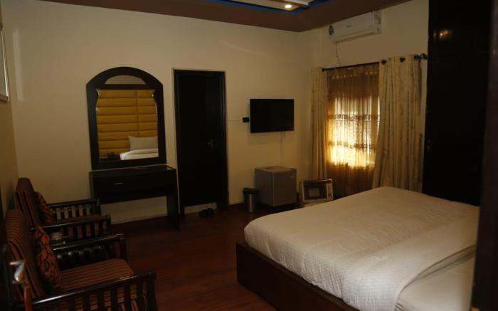 Paradise Inn