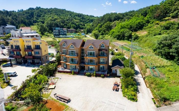 Samcheok Bada Sketch Pension