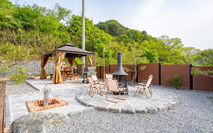 Chuncheon Private House Small House in the Forest 2