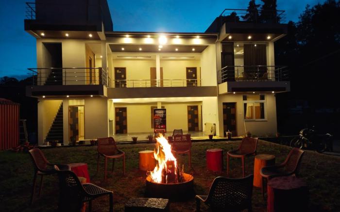 Green Park Grand Inn