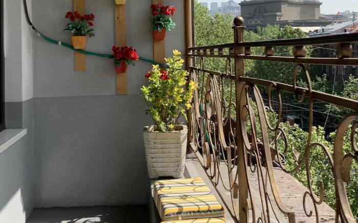Arm Hostel