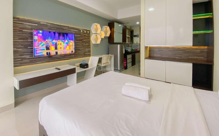 The Modern Studio Room at Beverly Dago By Travelio