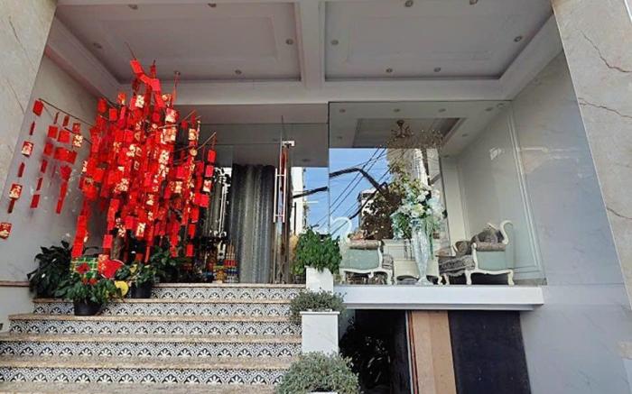 Tường Vi Sài Gòn