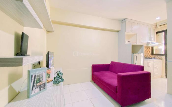 Comfort Living 2BR Apt Kebagusan City By Travelio