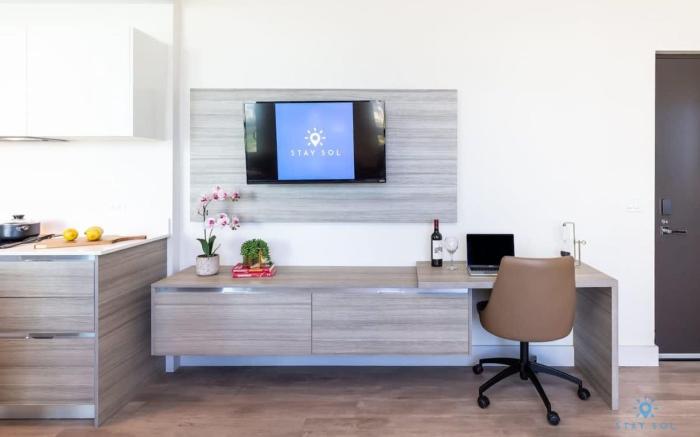 Best Stay  Rooftop Pool Hollywood Beach Board   walk