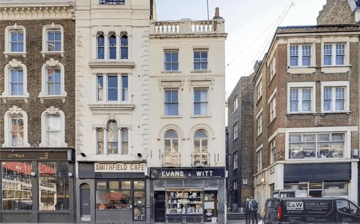 Contemporary 2Bed & 2Bath Flat in Barbican