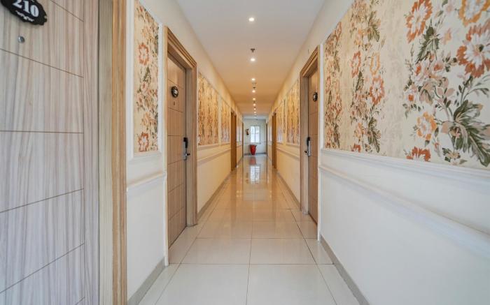 Super Townhouse Oak Rajpur Road Dehradun