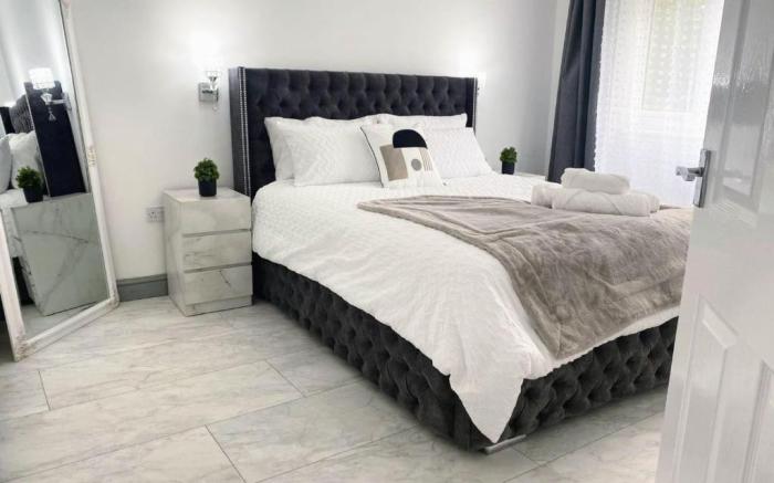 Spacious, Modernised 3bed house