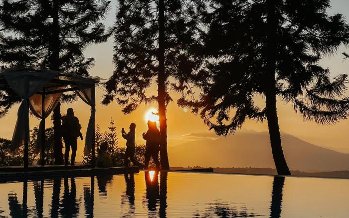 Damar Langit Resort