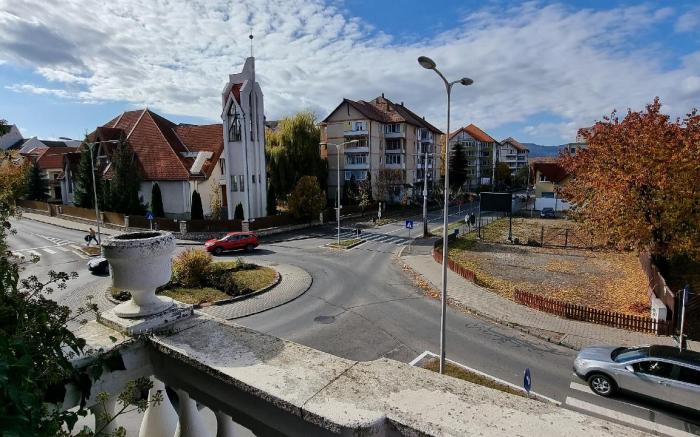 Korona And Restaurant