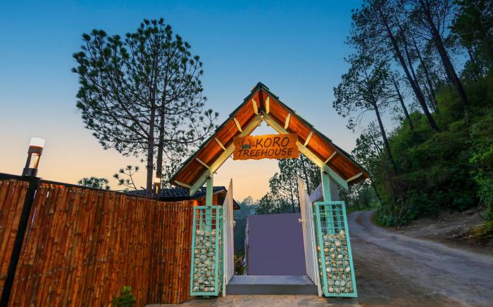 Koro Treehouse Resort