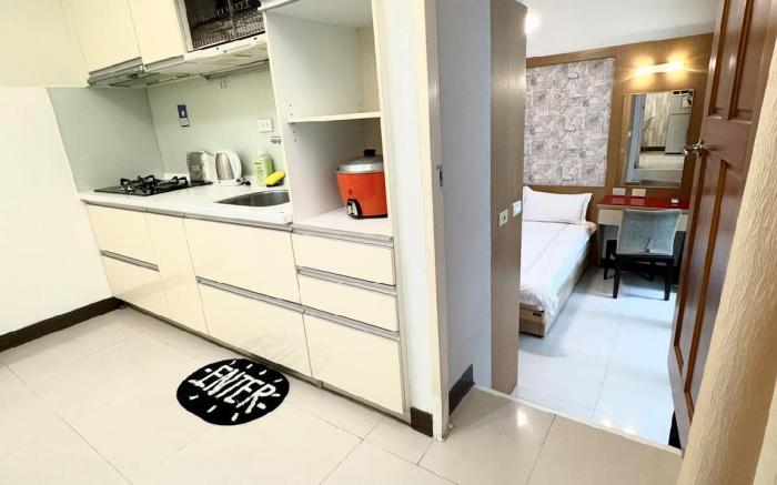 Prime Xinyi｜Steps to MRT｜101, Malls & City Views
