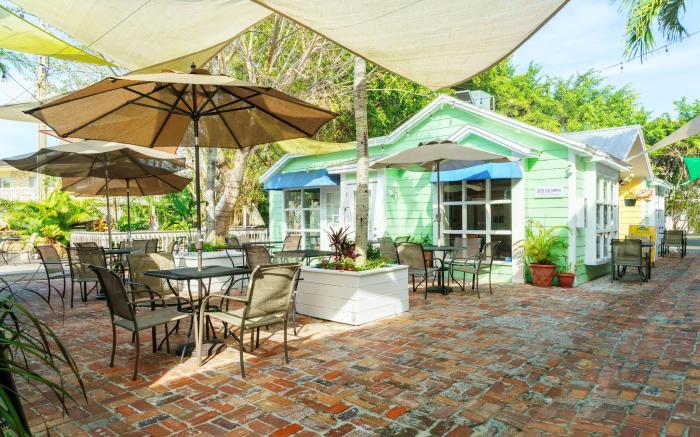 Olde Marco Inn & Suites