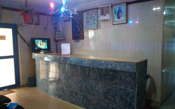 Jam- Bed Hotel and Suites