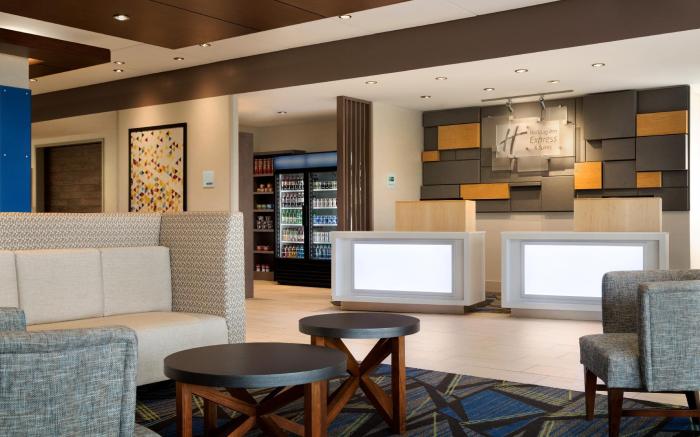 Holiday Inn Express Coventry S - West Warwick Area By IHG
