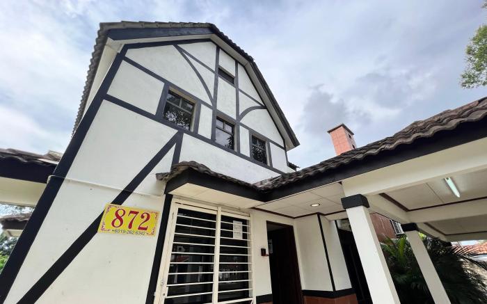 Fong Homestay - Pool Villa 872