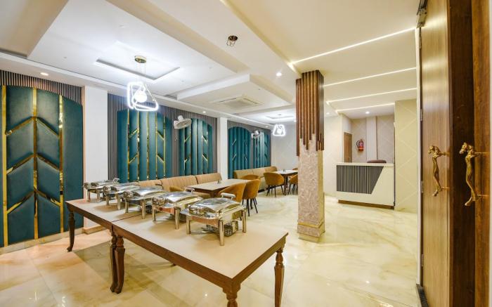 The Posh By Delight STAY