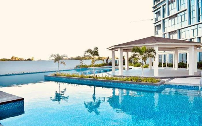 Pool Beach & 1 brAccess, Netflix &Wifi