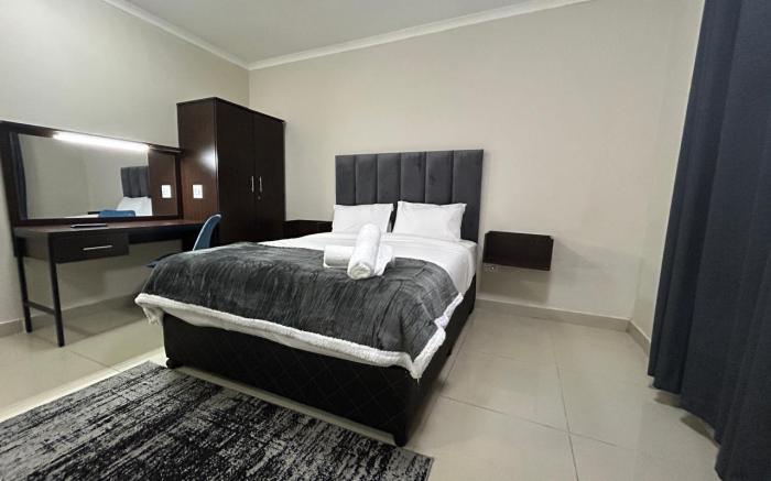 BAYSIDE SUITES HOTEL