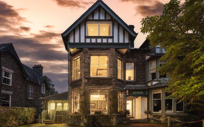 Rosemount Lake District Townhouse with Hot Tub