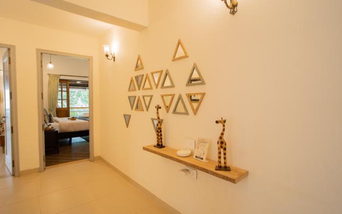 ELIVAAS 4 BHK with Pvt Pool near Baga - Celest