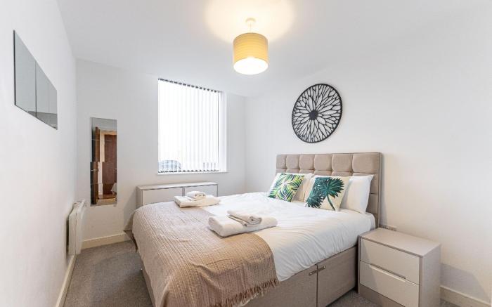 SevenStays Broadway Residences - One Bedroom