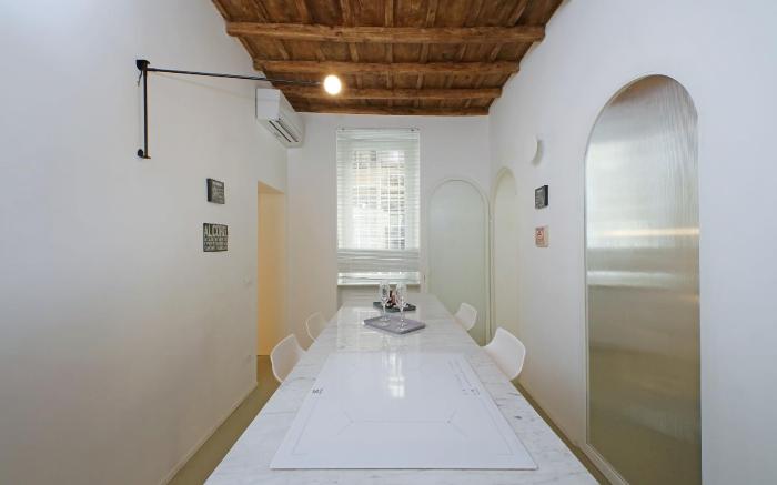 BNB - Luxury Navona Apartment