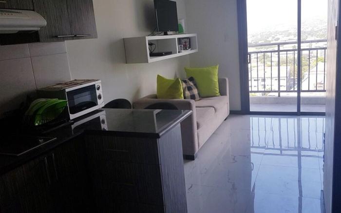 City Suites Ramos Luxury with Balcony 