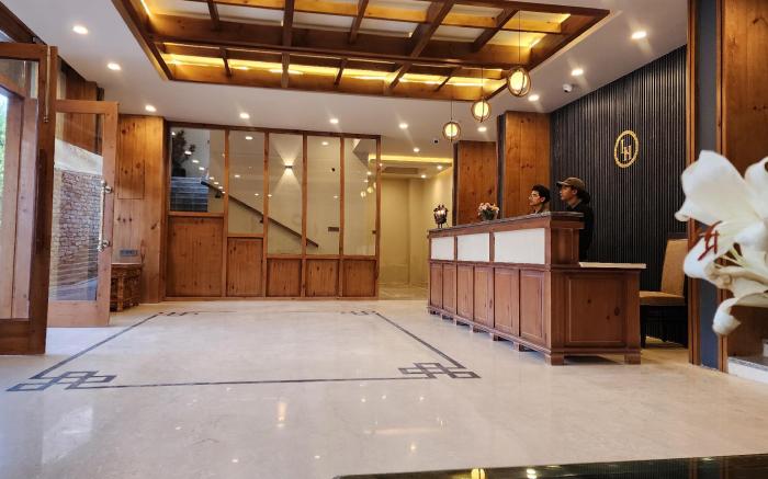 Hotel Ladakh Heights