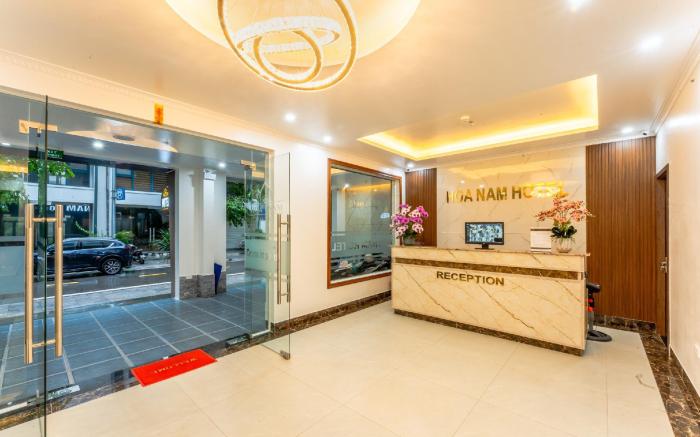 Hoa Nam Hotel Vạn Phúc