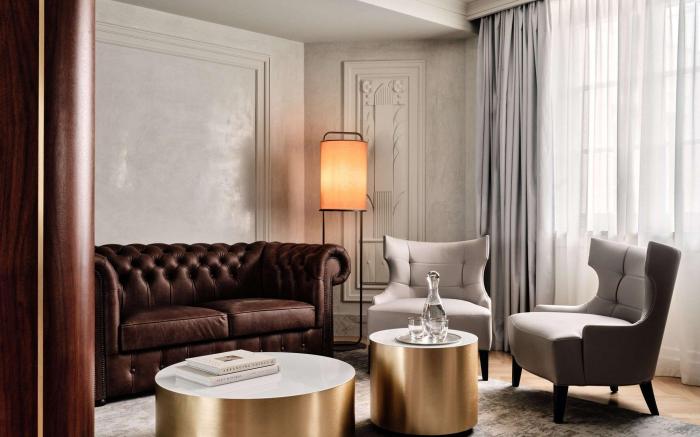 Crown Krakow - Handwritten Collection