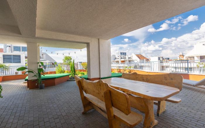 Rooftop City Residence