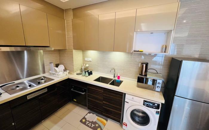 Charming City View Studio Unit of Dual Key by ANJU