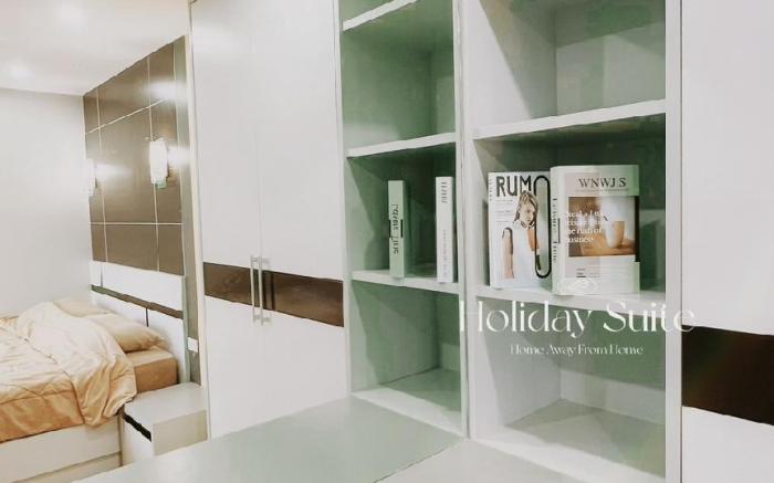 Holiday Suite