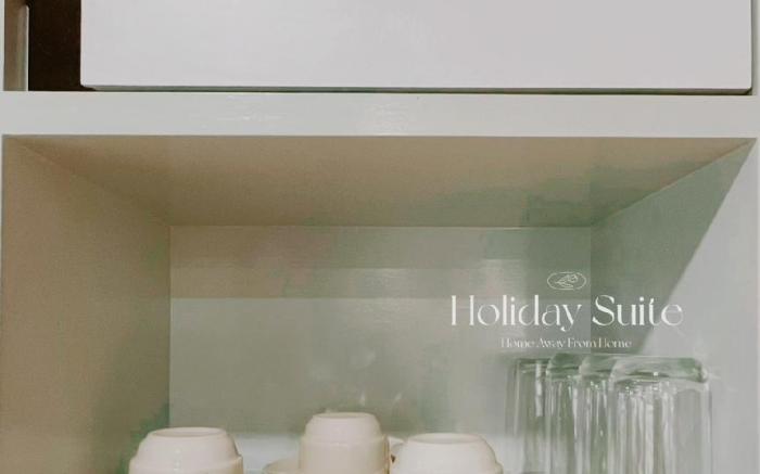 Holiday Suite