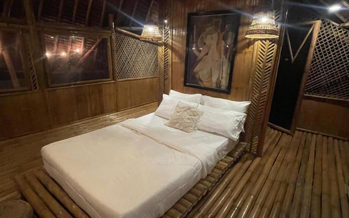 A Room In a Bali Inspired Eco Villa, By The Beach