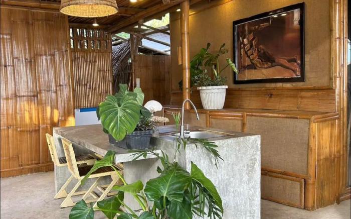 Room In a Bali Inspired Eco Villa, By The Beach