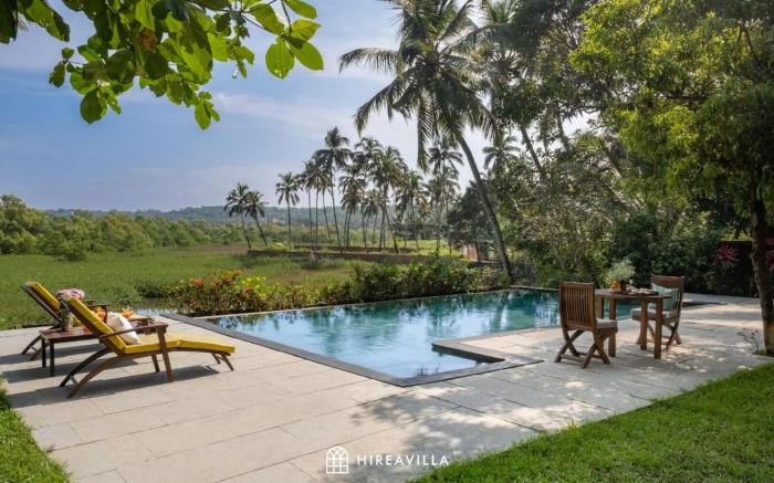 Frangipani - Hidden Gem of Goa w Pool & Field View