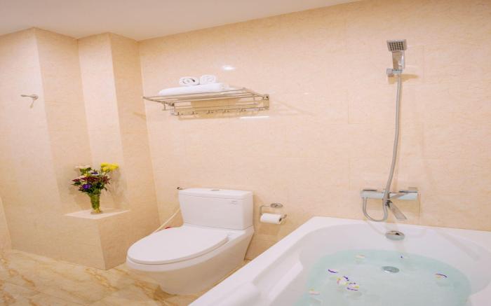OYO 136 Aparthotel 75